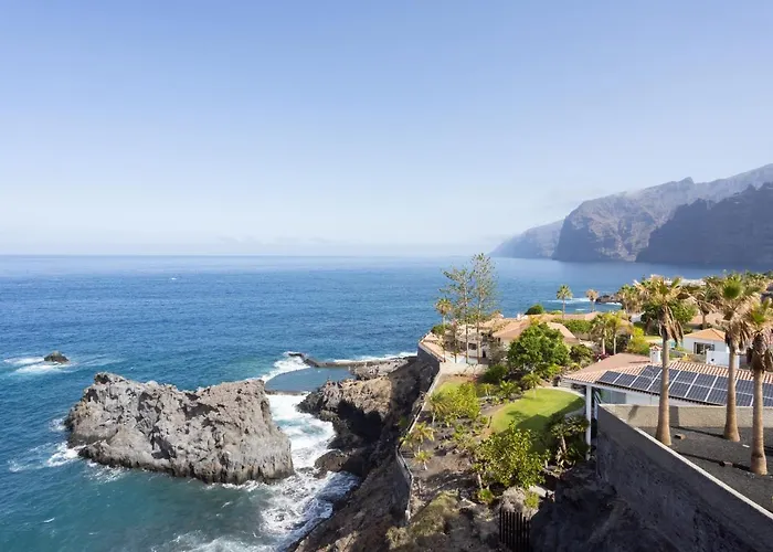 Home2book Stunning Sea Views & Pool Gigantes Lägenhet *