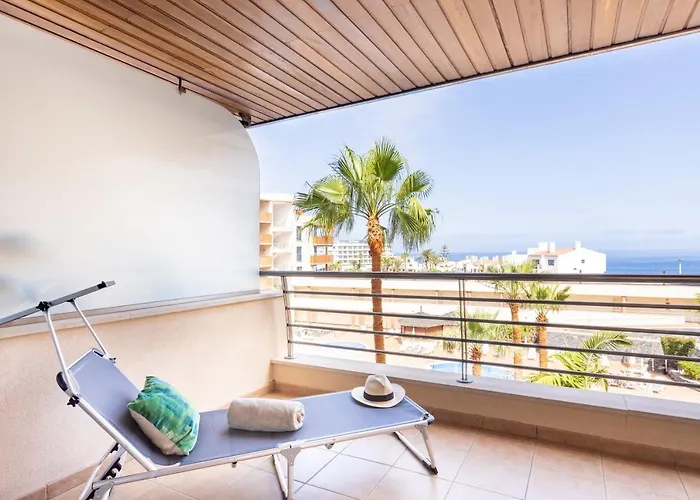 Home2book Stunning Sea Views & Pool Gigantes Apartment *